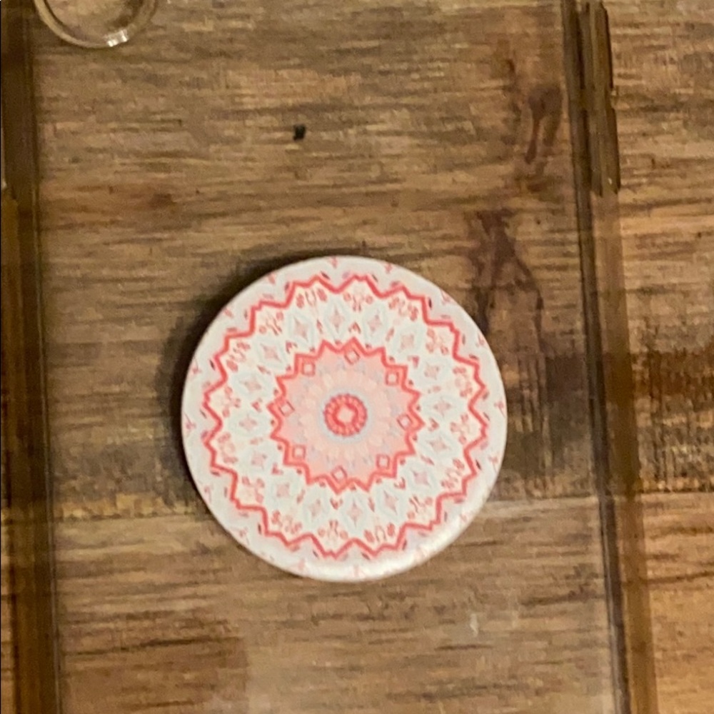 IPhone XR Clear case with pop sock it - Picture 3 of 4